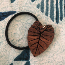 画像をギャラリービューアに読み込む, Kalo Hawaiian Koa Wood Hair Tie