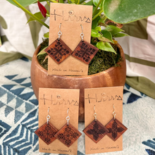 Load image into Gallery viewer, &#39;Ulu Quilt design Hawaiian Koa Wood - 14k Gold Filled/ Sterling Silver Earrings
