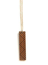 画像をギャラリービューアに読み込む, Lauhala Hawaiian Koa Wood w/ 14k Gold Filled Necklace
