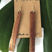 画像をギャラリービューアに読み込む, Natural Hawaiian Koa Wood - 14k Gold Filled Earrings
