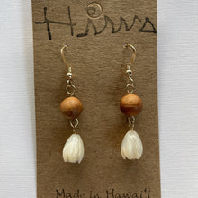 画像をギャラリービューアに読み込む, Koa Wood and Mother of Pearl Pikake Bead- 14k Gold Filled Earrings
