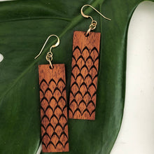 画像をギャラリービューアに読み込む, &#39;Ahu &#39;ula Hawaiian Koa Wood - 14k Gold Filled/ Sterling Silver Earrings
