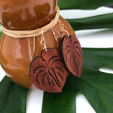 画像をギャラリービューアに読み込む, Anthrium Hawaiian Koa Wood - 14k Gold Filled/ Sterling Silver Earrings
